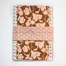 Load image into Gallery viewer, Wholecloth Quilt Kit - Botanica w/Cream