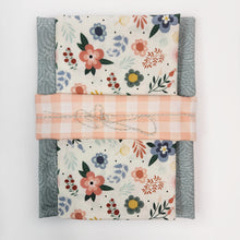 Load image into Gallery viewer, Wholecloth Quilt Kit - Create Floral w/Green
