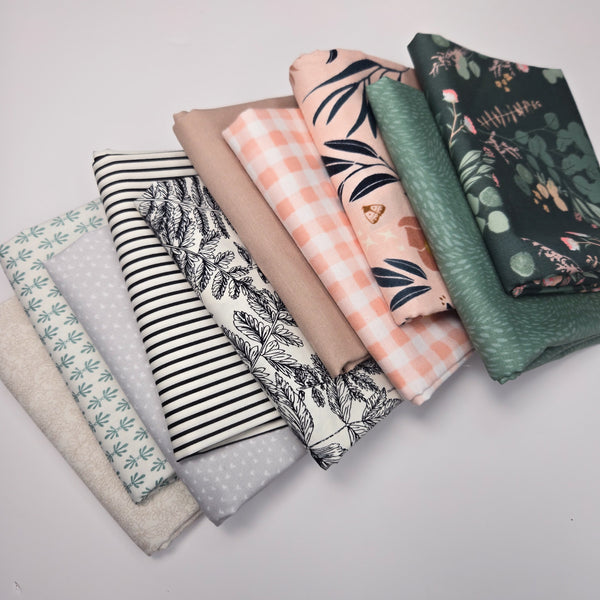Cottage Blossoms Fat Quarter Bundle