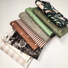 Load image into Gallery viewer, Cottage Grove Fat Quarter Bundle
