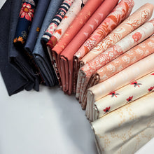 Load image into Gallery viewer, Meander Fat Quarter Bundle

