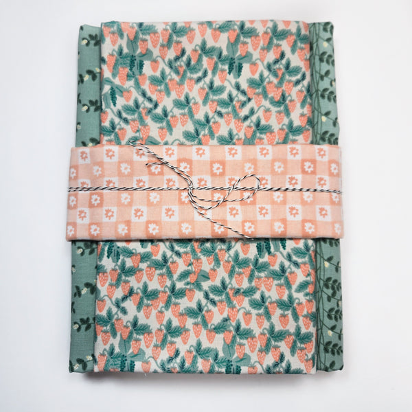 Wholecloth Quilt Kit - Strawberries w/Green