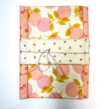 Load image into Gallery viewer, Wholecloth Quilt Kit - Tumbling Cream w/Pink
